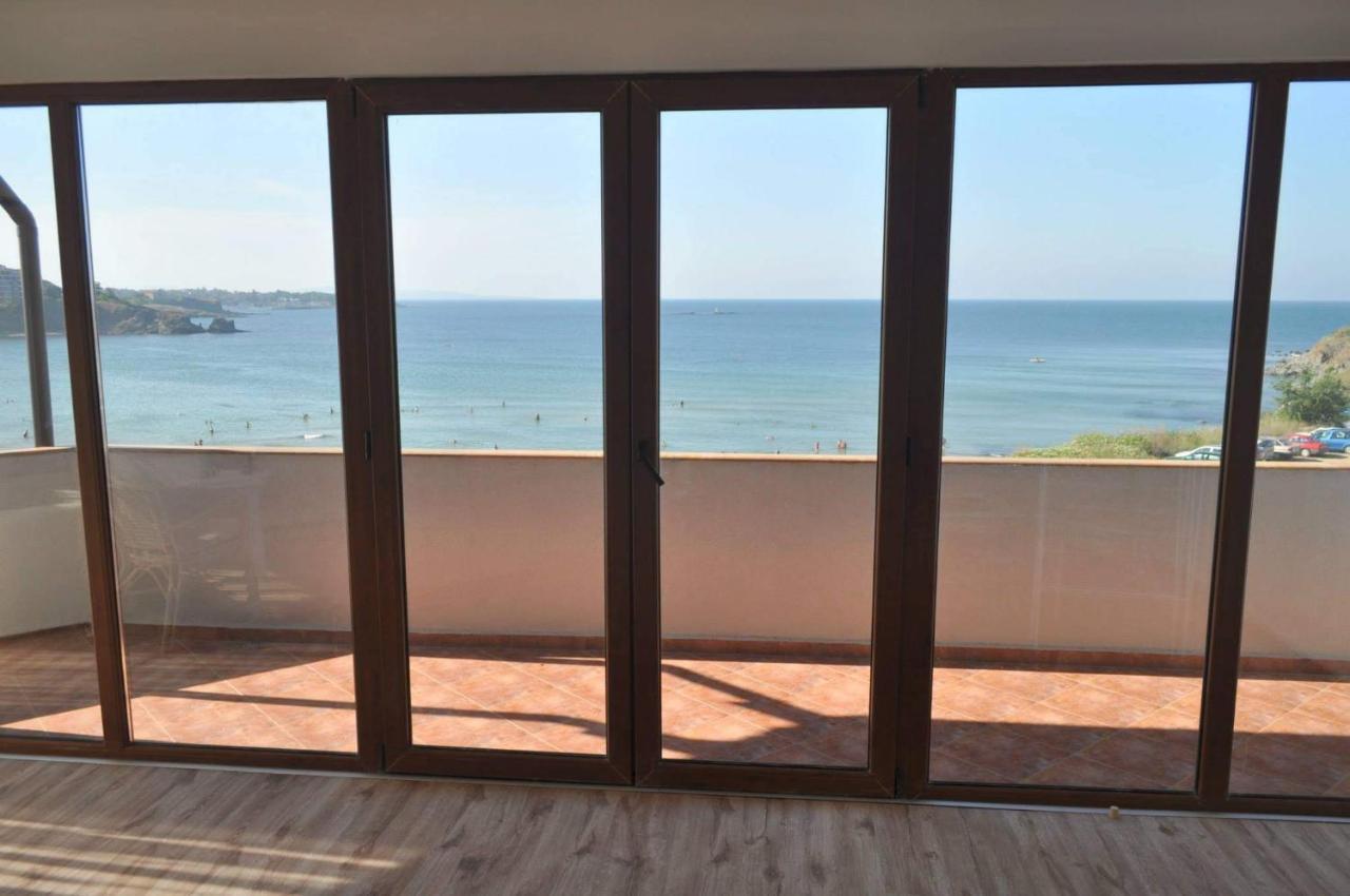 צרבו Toma'S Residence - Front Beach מראה חיצוני תמונה
