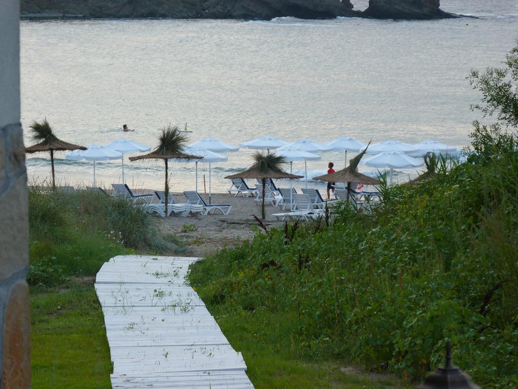 צרבו Toma'S Residence - Front Beach מראה חיצוני תמונה