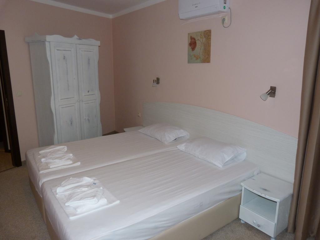 צרבו Toma'S Residence - Front Beach חדר תמונה
